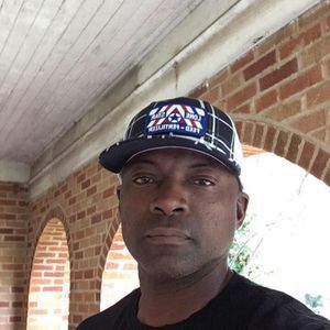 Meet your Posher, Bruce